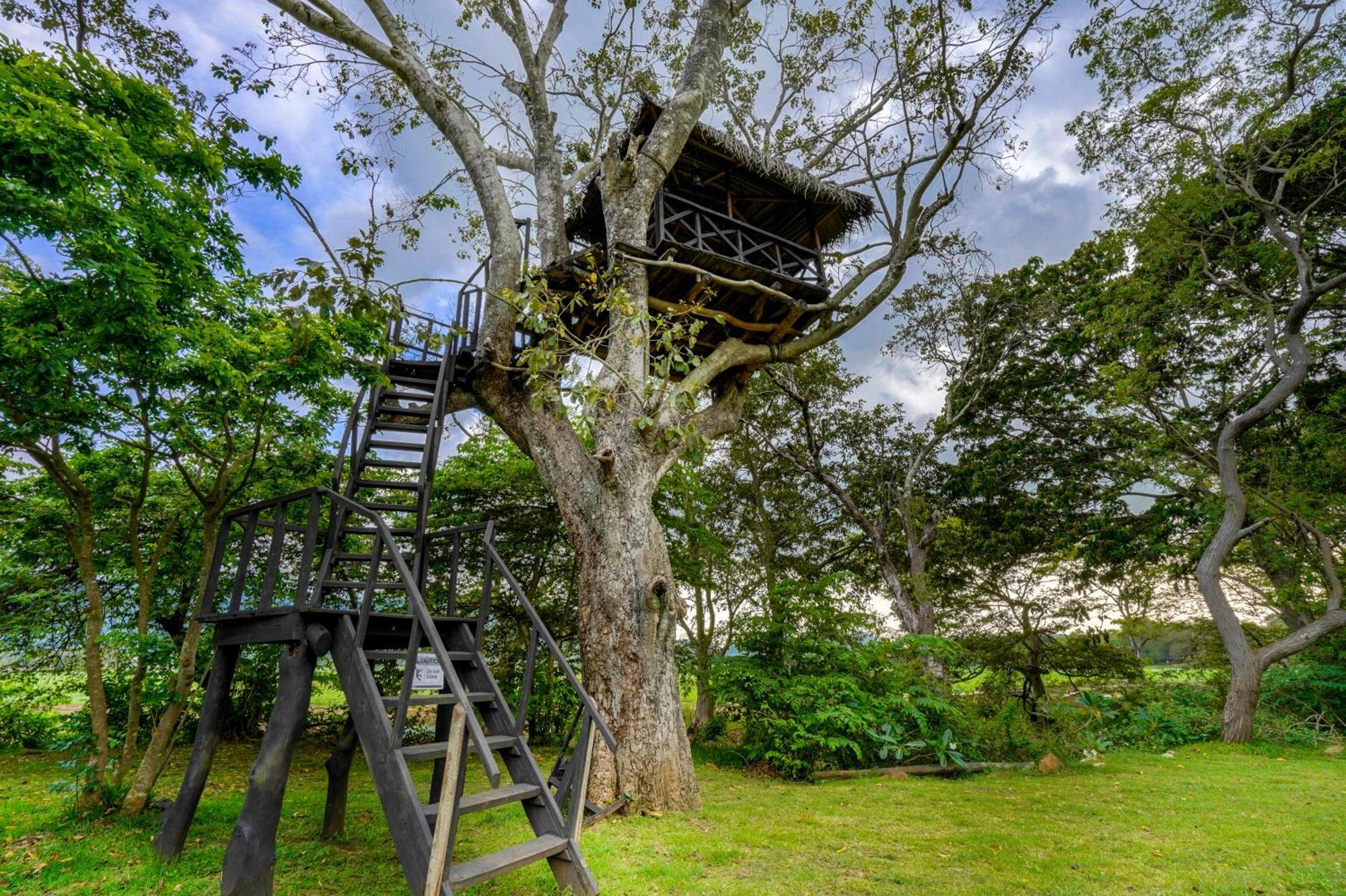 Grand Tamarind Lake Kataragama Exterior photo